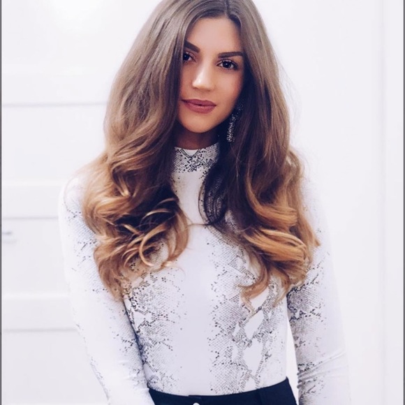 🐍White Snake Print High Neck Bodysuit - Picture 4 of 6